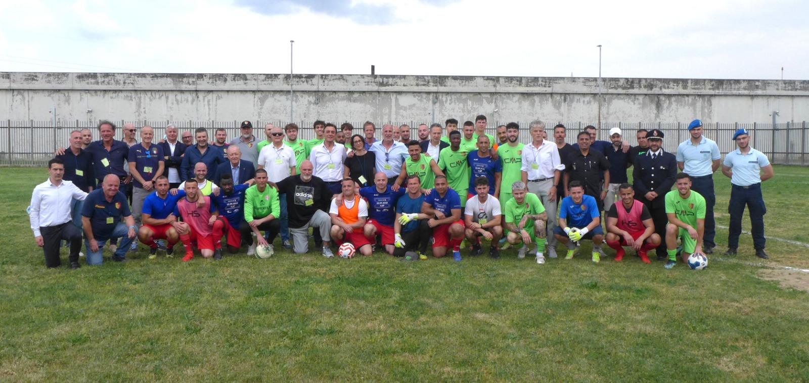 COPPA DELL’AMICIZIA E DELLA RINASCITA:  LA SFIDA TRA  FC BASSANO E I DETENUTI DI “PALLA AL PIEDE” 